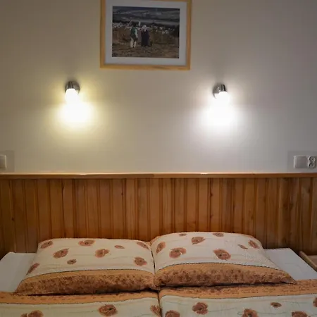 Dom Nad Jeziorem Hubka Przy Sciezce Rowerowej Velo Dunajec I Velo Czorsztyn Проживание в семье *