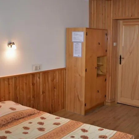 Dom Nad Jeziorem Hubka Przy Sciezce Rowerowej Velo Dunajec I Velo Czorsztyn Проживание в семье Маньови